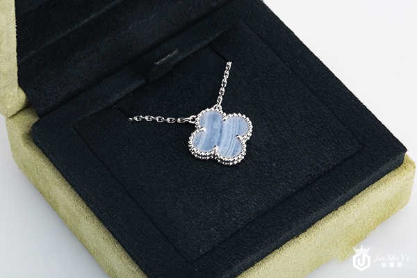 梵克雅宝四叶草项链一般回收几折