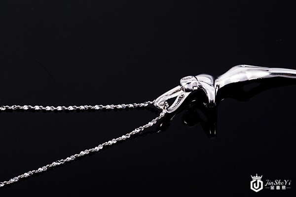 回收谢瑞麟钻石项链