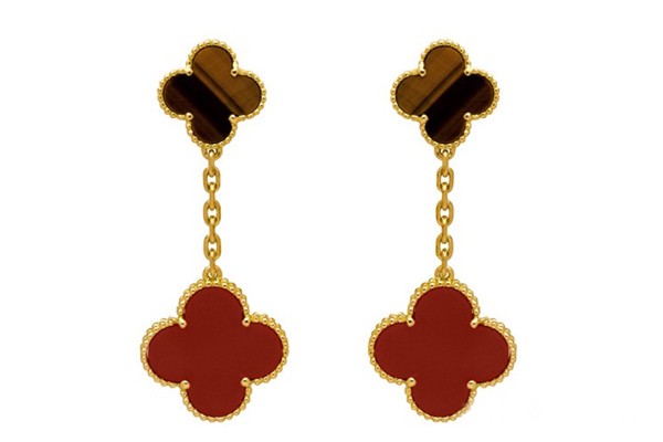 梵克雅宝的耳钉