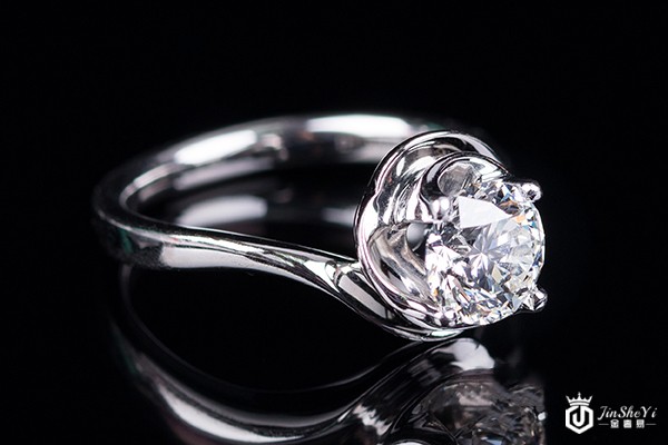 周大福钻石回收