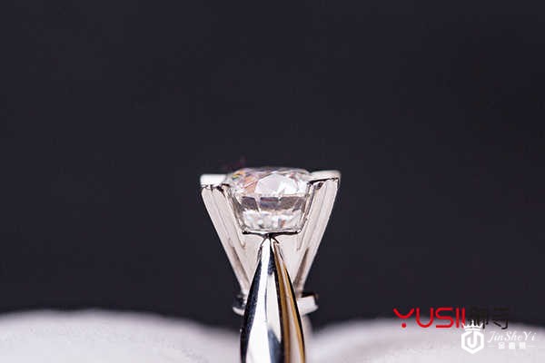 老凤祥钻戒全额回收吗