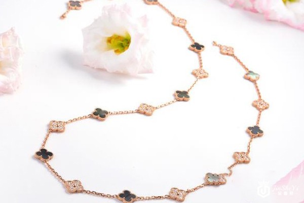 感受梵克雅宝四叶草的魅力，珠宝首饰回收可找金奢易网,梵克雅宝四叶草首饰