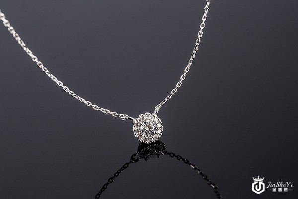 珠宝店回收铂金钻石项链吗