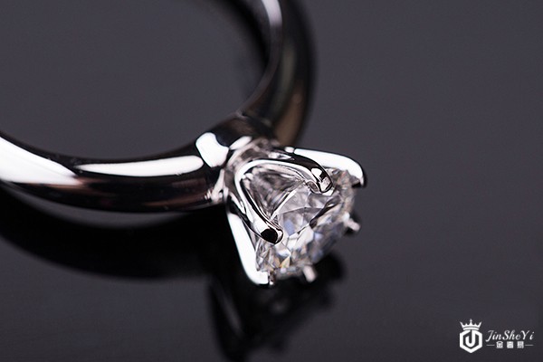 蒂芙尼钻戒是不是一定有着回收价值