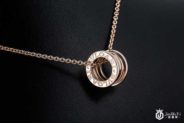 宝格丽玫瑰金弹簧项链