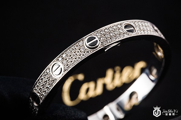 上海哪里回收卡地亚18K白金铺镶钻石黑陶瓷手镯？