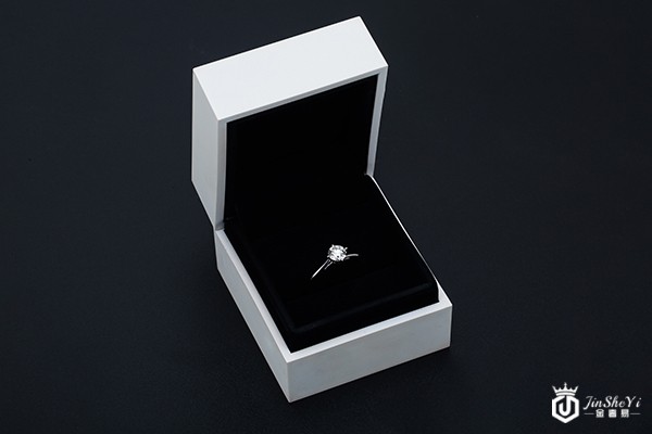 周大福买的钻戒可以回收吗