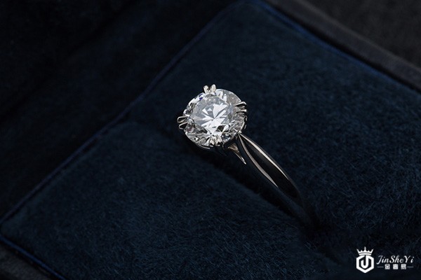 周大福二手钻石戒指回收什么价格，周大福二手钻石戒指回收一般几折回收？