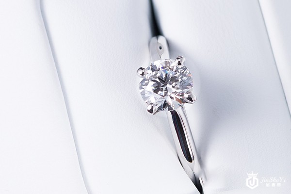 卡地亚钻戒回收什么价格?看完就懂了 卡地亚钻戒回收什么价格?看完就懂了