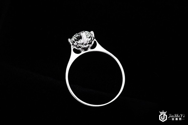 周大福一克拉钻戒回收什么价格，二手钻戒一般几折回收？