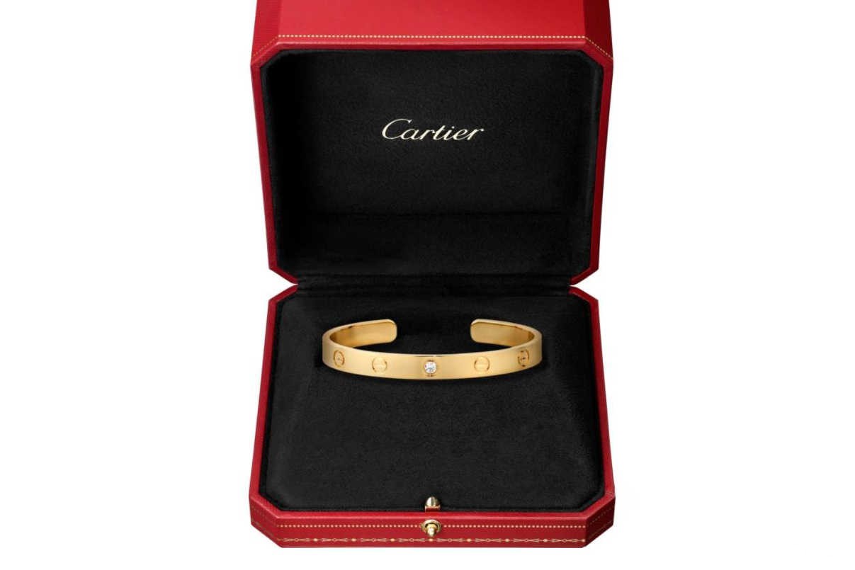 一般卡地亚手镯多少钱回收-金奢易网