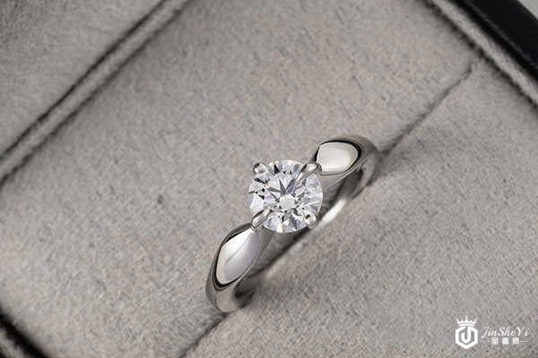 宝格丽钻戒回收价格