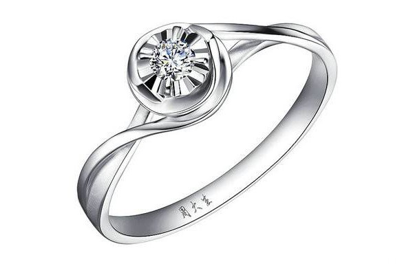 周大生店内回收钻戒吗