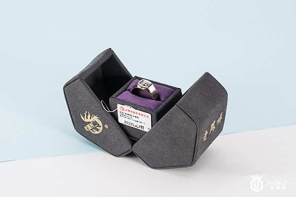 老凤祥千足金多少钱一克