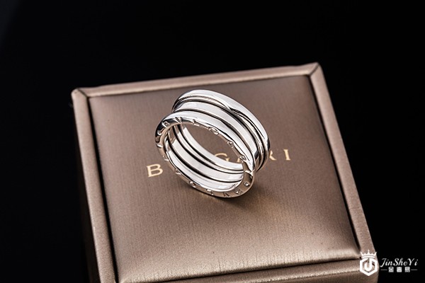 上海宝格丽戒指回收多少钱