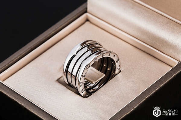 宝格丽白金 四环弹簧50号戒指