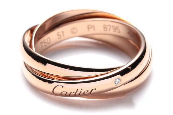 上海卡地亚钻戒回收