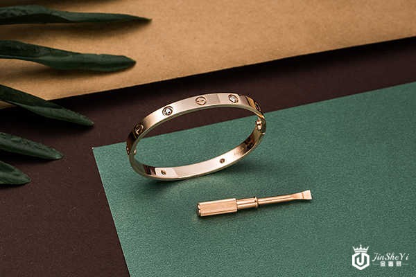 卡地亚钻石首饰