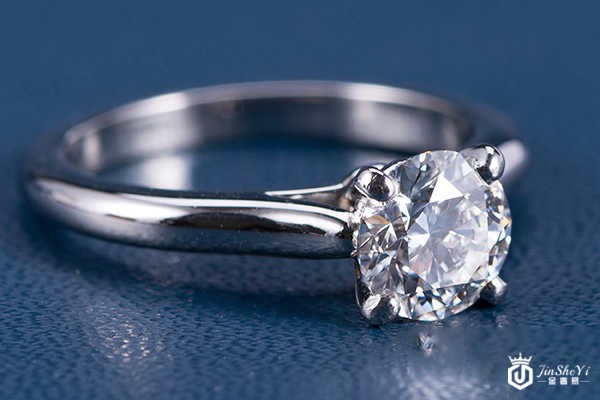 卡地亚一克拉钻戒大概多少钱