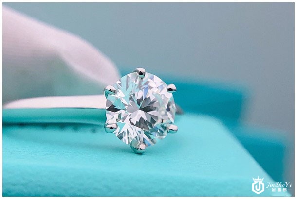 上海二手蒂芙尼钻石回收价格一般几折?