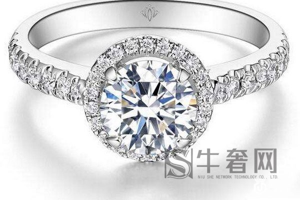  为什么女人要买钻戒？一克拉蒂芙尼钻戒回收什么价格？