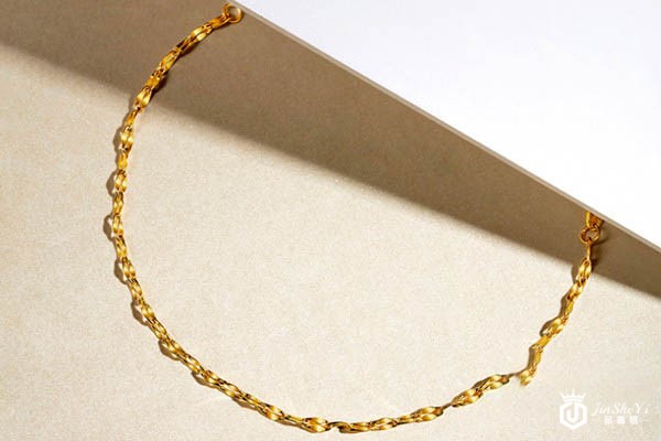 六福珠宝足金十字相连黄金手链展示图