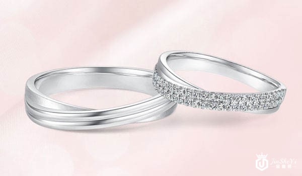 谢瑞麟天作之合18k金钻石对戒展示 谢瑞麟天作之合18k金钻石对戒展示