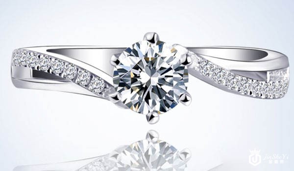 钻妍32分18K白金钻石戒指展示