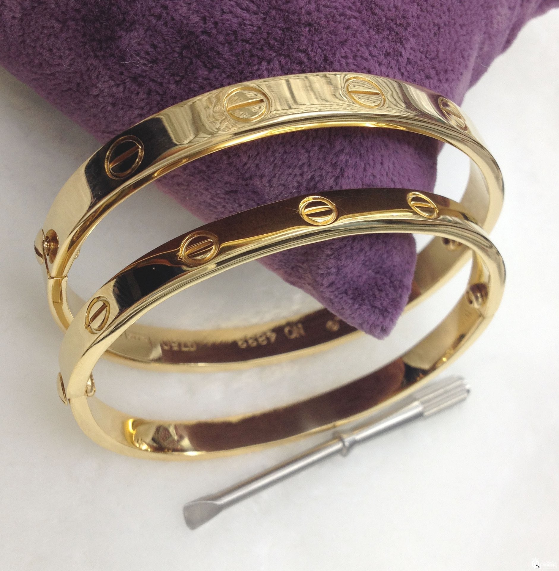 卡地亚手镯回收