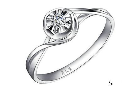 周大生钻石戒指怎么样