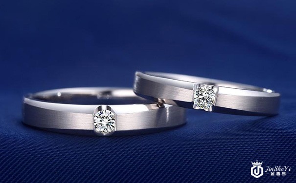 老凤祥铂金钻戒回收价钱