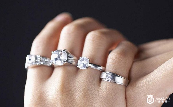 老凤祥铂金钻戒回收价钱