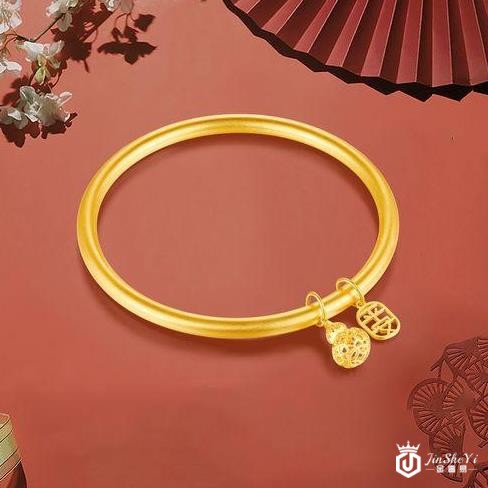 18k金变黑是假的吗