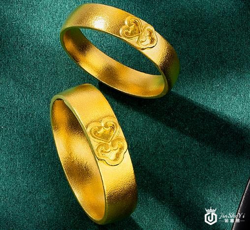 黄金戒指回收