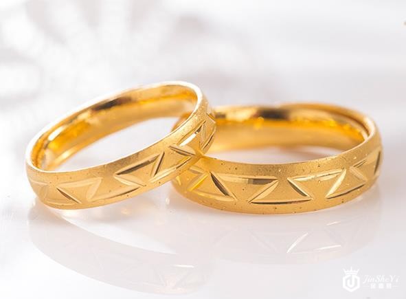 黄金戒指回收价格