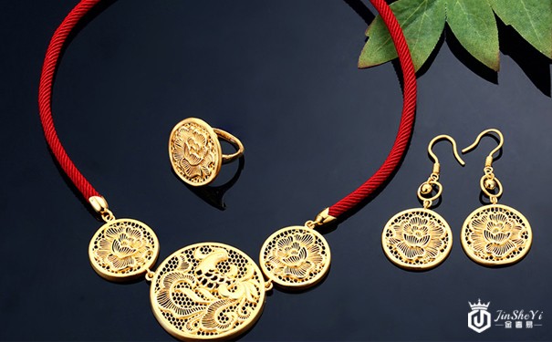 黄金工艺品回收