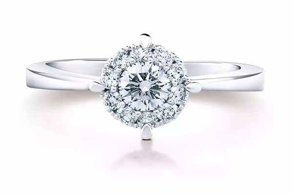 谢瑞麟钻戒回收