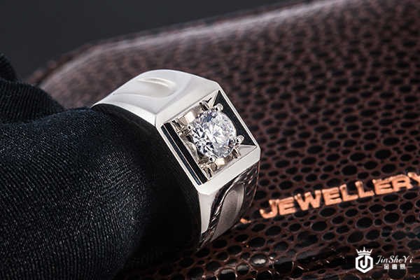 六福珠宝能够回收吗?购买六福珠宝值不值得,金奢易网