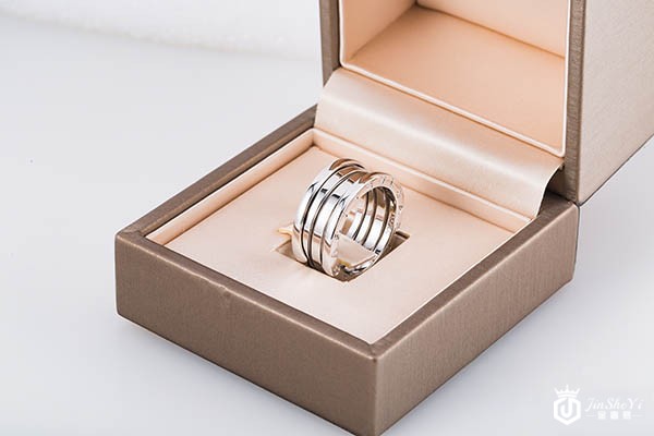 宝格丽戒指回收