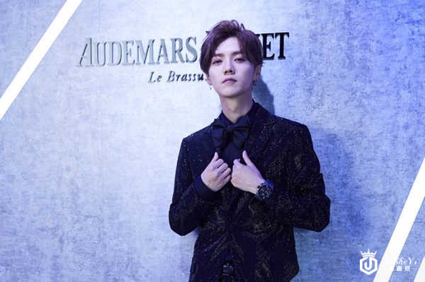 鹿晗成了爱彼手表的代言人?厉害了我的哥 鹿晗成了爱彼手表的代言人?厉害了我的哥