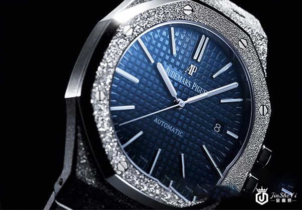 爱彼皇家橡树系列霜金限量版腕表