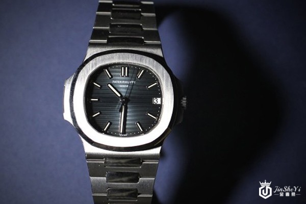 百达翡丽鹦鹉螺手表