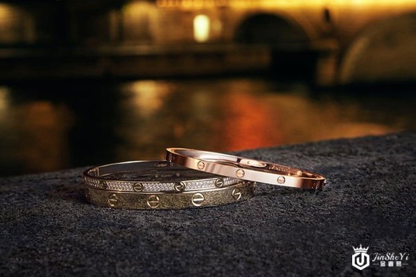 卡地亚手镯回收 卡地亚手镯回收