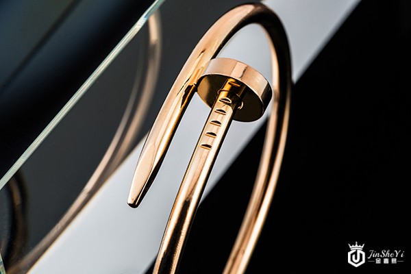 卡地亚手镯二手保值