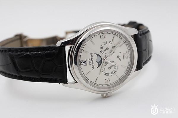 百达翡丽复杂功能计时手表回收什么价格？