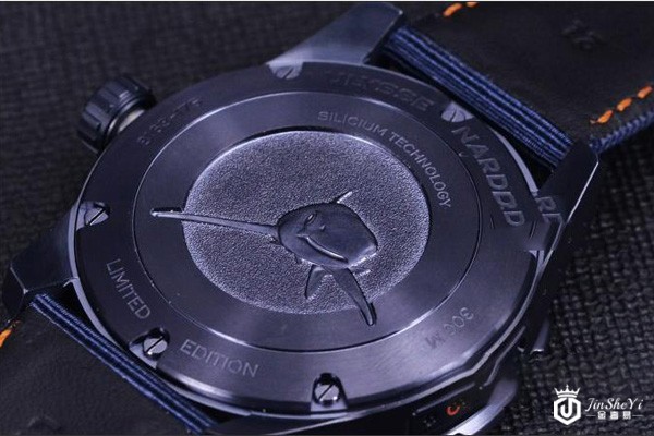 雅典潜水系系列手表回收什么价格，二手雅典潜水系系列手表几折回收？