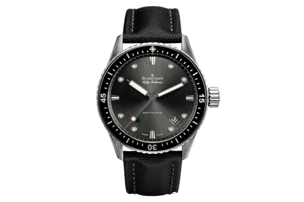 上海二手宝珀五十噚手表回收价格 上海二手宝珀五十噚手表回收价格