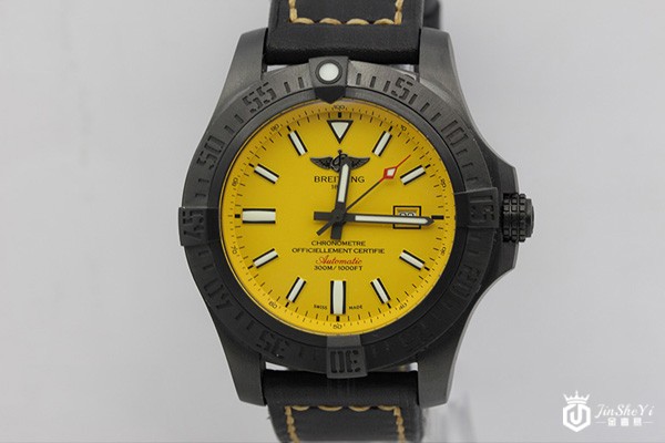 百年灵复仇者GMT系列手表回收什么价格，二手百年灵复仇者系列手表几折回收？