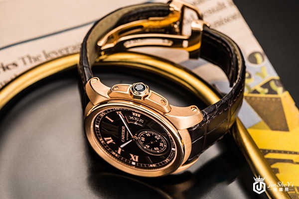 上海手表回收店里卡地亚手表回收如何鉴定真假