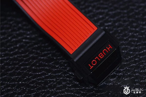 宇舶手表BIG BANG系列411.CF.8513.RX手表回收价格一般几折